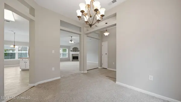 9189 William Paul Drive, Olive Branch, MS 38654