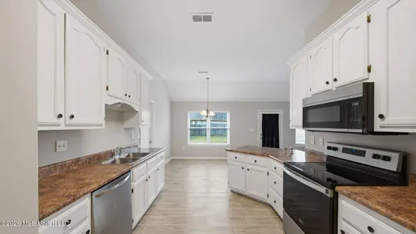 9189 William Paul Drive, Olive Branch, MS 38654