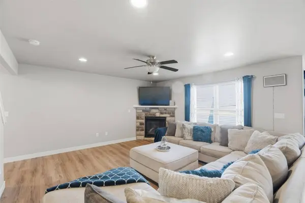 1310 Creekside DR, Tiffin, IA 52340
