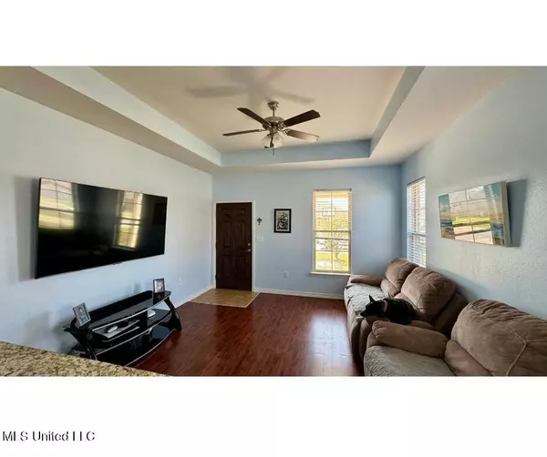 3100 Becky Street, Ocean Springs, MS 39564