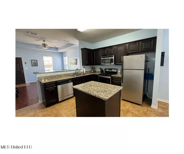 3100 Becky Street, Ocean Springs, MS 39564