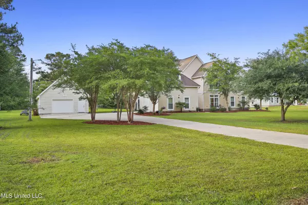 9500 W Oaklawn Road, Biloxi, MS 39532