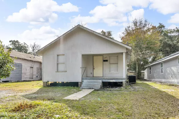 1317 20th Street, Gulfport, MS 39501