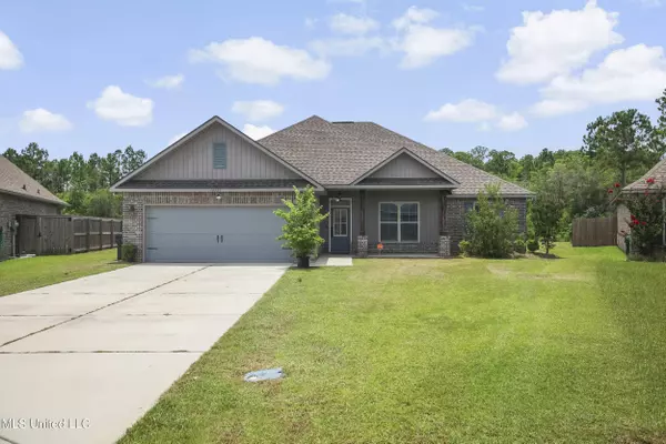 14327 Viola Way, D'iberville, MS 39540