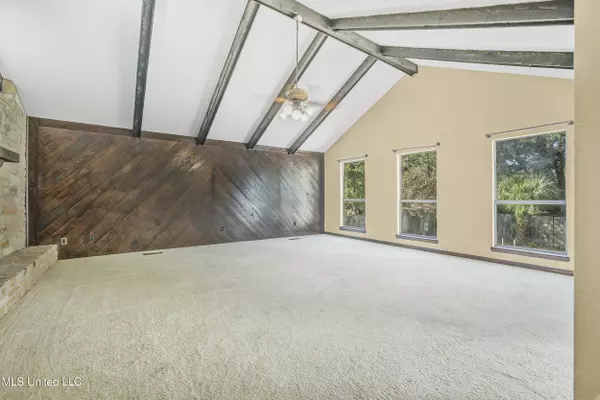 4409 Shadow Wood Circle, Pascagoula, MS 39581