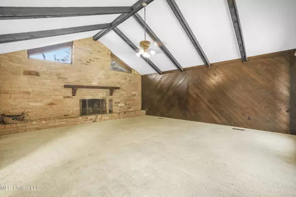 4409 Shadow Wood Circle, Pascagoula, MS 39581