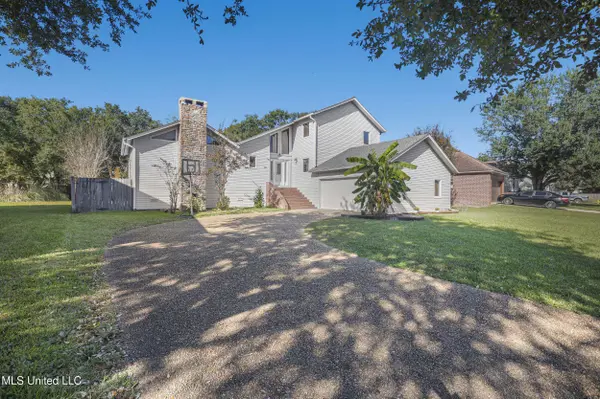 4409 Shadow Wood Circle, Pascagoula, MS 39581