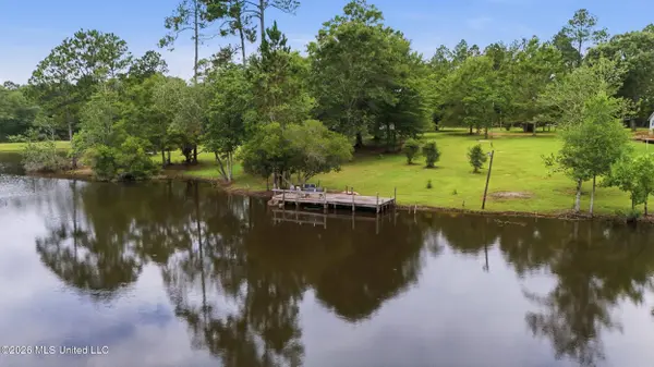 16 Chapel Lane, Perkinston, MS 39573