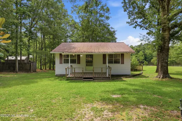 16 Chapel Lane, Perkinston, MS 39573
