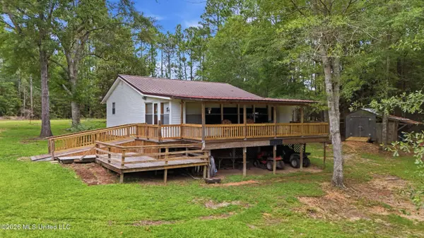 16 Chapel Lane, Perkinston, MS 39573