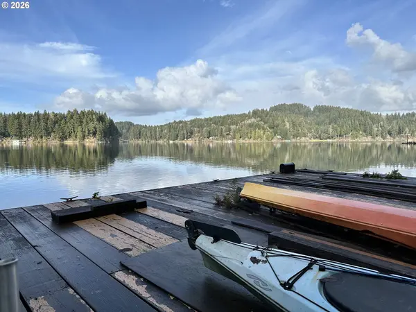 3196 S TENMILE LK, Lakeside, OR 97449