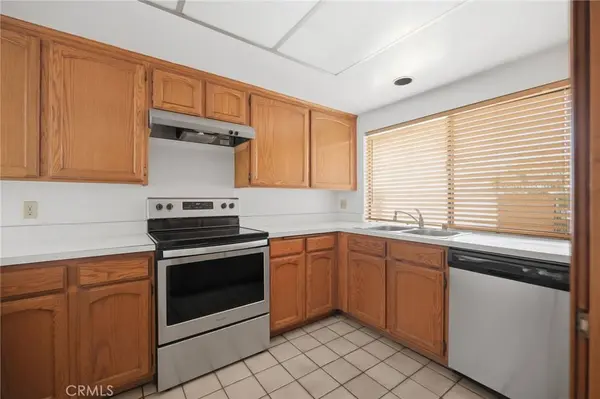 27 Dogwood S, Irvine, CA 92612