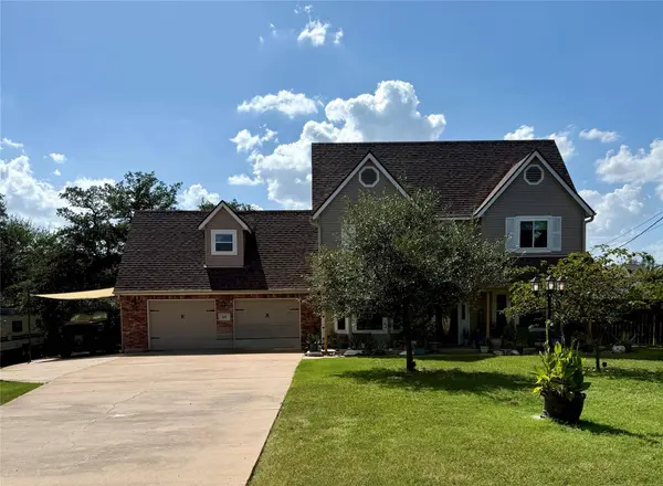 220 Olde Oak DR, Georgetown, TX 78633