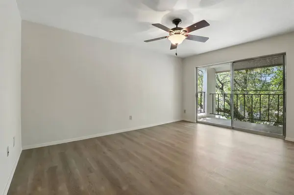 6910 Hart LN #312, Austin, TX 78731