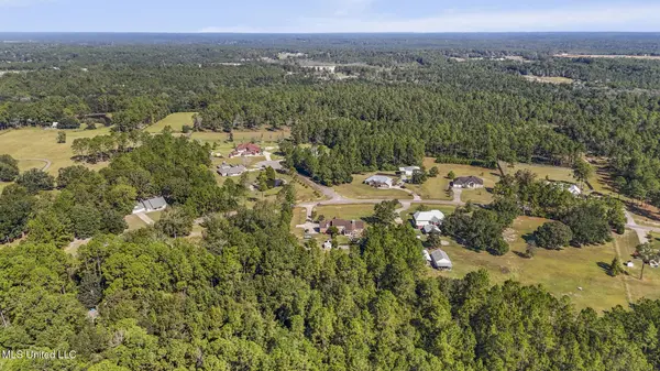 6305 Morningside Drive, Vancleave, MS 39565