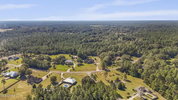 6305 Morningside Drive, Vancleave, MS 39565