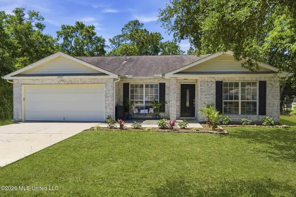 2505 Shelby Lane, Ocean Springs, MS 39564