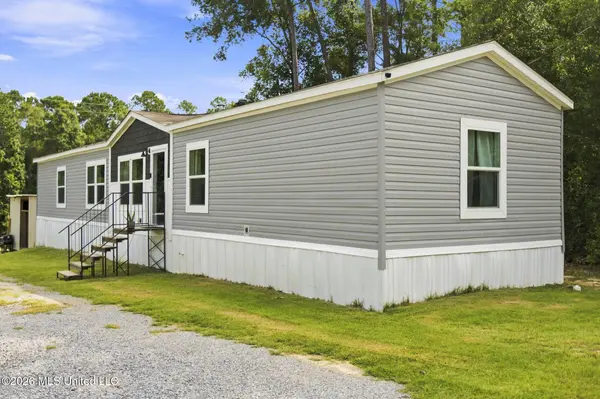 1063 Lilinoe Way, Diamondhead, MS 39525