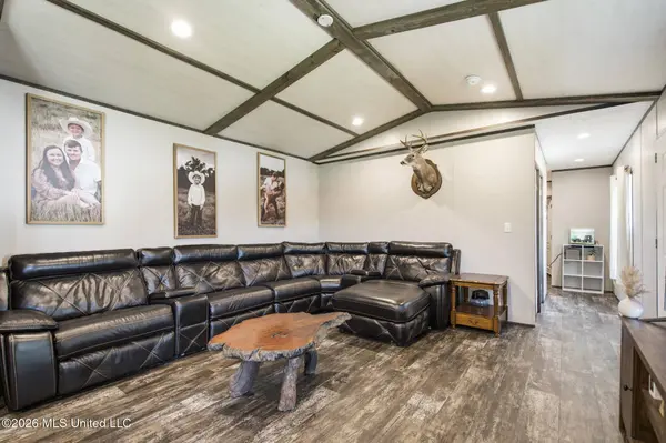 1063 Lilinoe Way, Diamondhead, MS 39525
