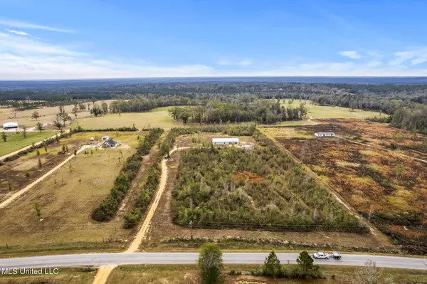 284 W Wire Road, Perkinston, MS 39573