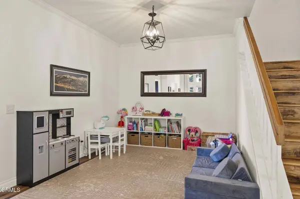 1164 Amberton LN, Newbury Park, CA 91320
