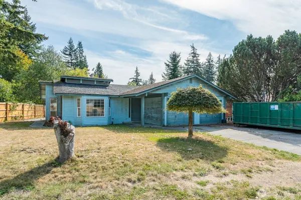 1409 Greenville DR