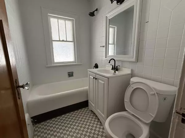 4572 N 38th St Unit 4572A, Milwaukee, WI 53209