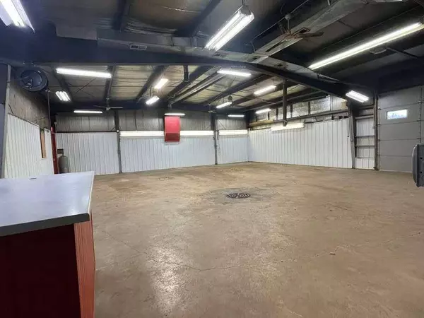 W230N9515 Colgate Rd, Lisbon, WI 53089