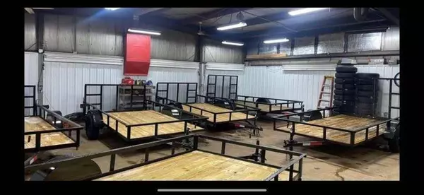 W230N9515 Colgate Rd, Lisbon, WI 53089