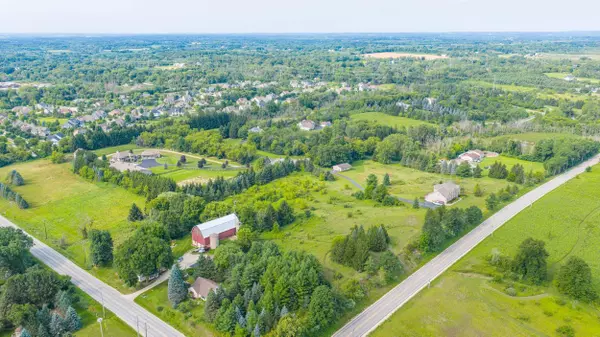 LT9 N Sherman Ct, Cedarburg, WI 53012