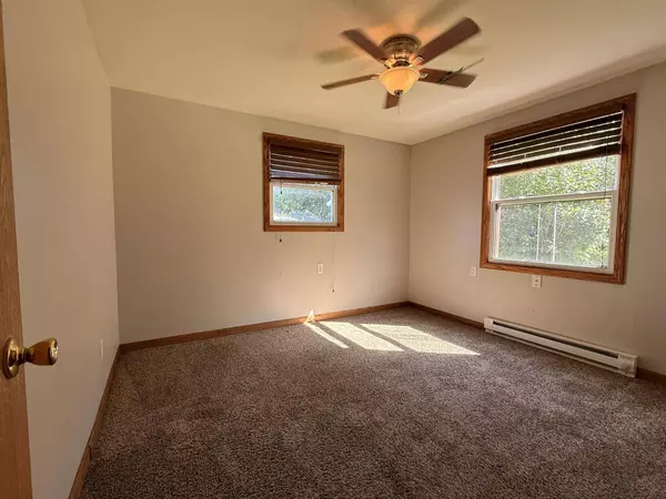 640 S Colonial Pkwy Unit 642, Saukville, WI 53080