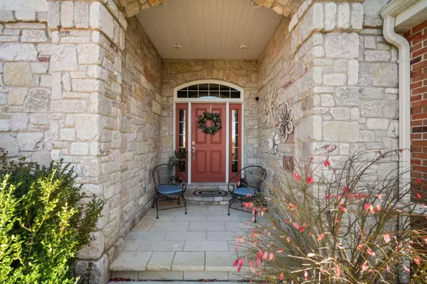 7182 Sauk Trail Rd, Belgium, WI 53013