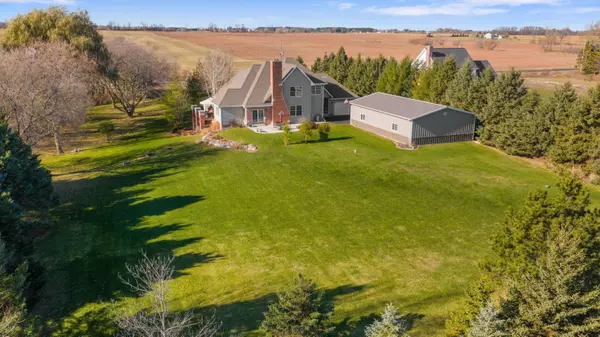 7182 Sauk Trail Rd, Belgium, WI 53013