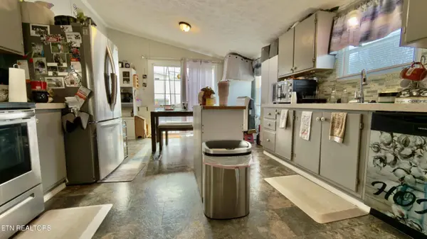 818 Fair Street St, Sweetwater, TN 37874