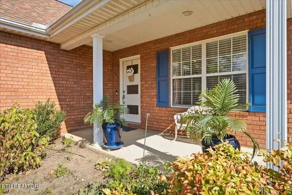 7501 Heather Shay LN, Corryton, TN 37721