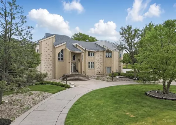 Homes with Outdoor Kitchens AI 1