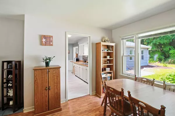 20 Fraser LN, Hobart, IN 46342