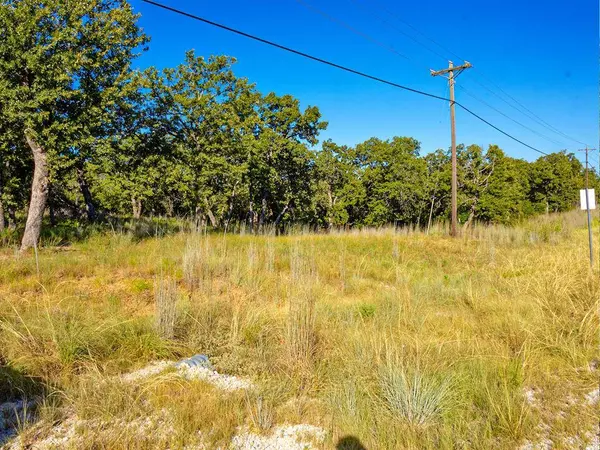 309 Nocona Drive, Nocona, TX 76255