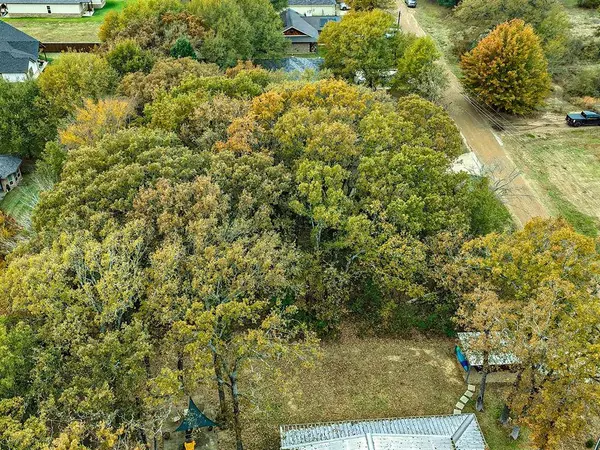 116 Seis Hombres, Trinidad, TX 75163