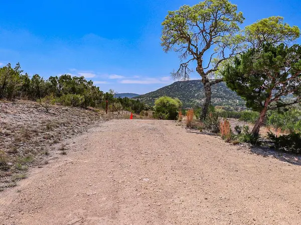 TBD Sierra Vista, Pipe Creek, TX 78883