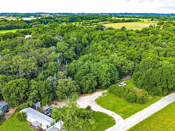 2583 Karen Lane, Brenham, TX 77833