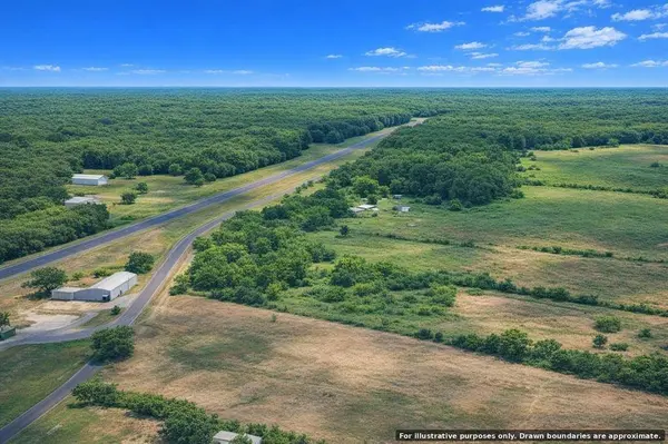 2228 E College Street, Athens, TX 75751