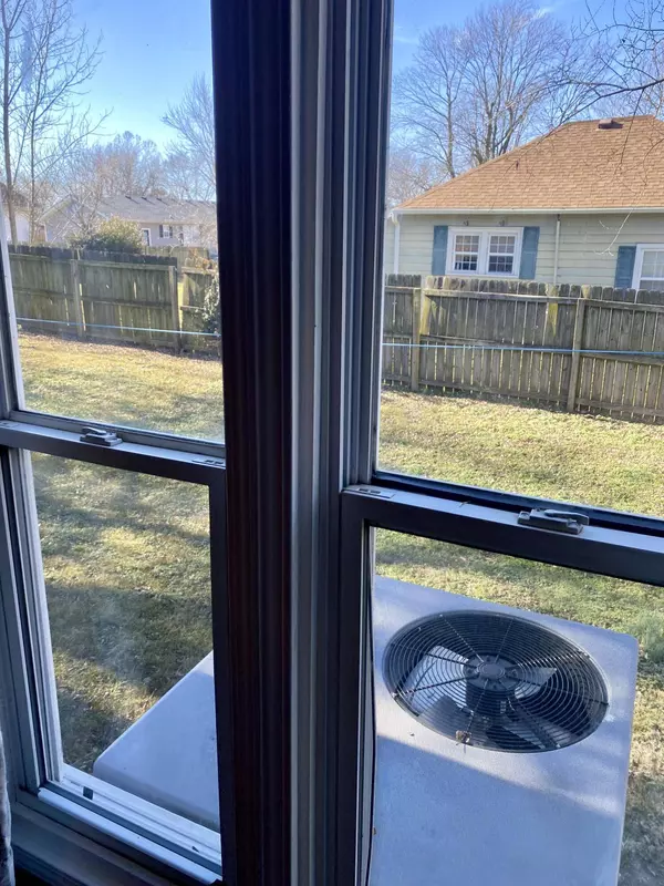 604 Pennell ST, Carl Junction, MO 64834