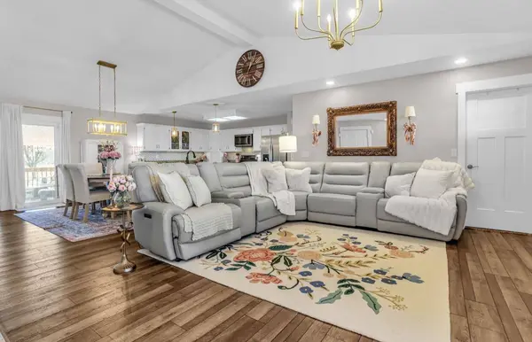 10559 Norway RD, Neosho, MO 64850