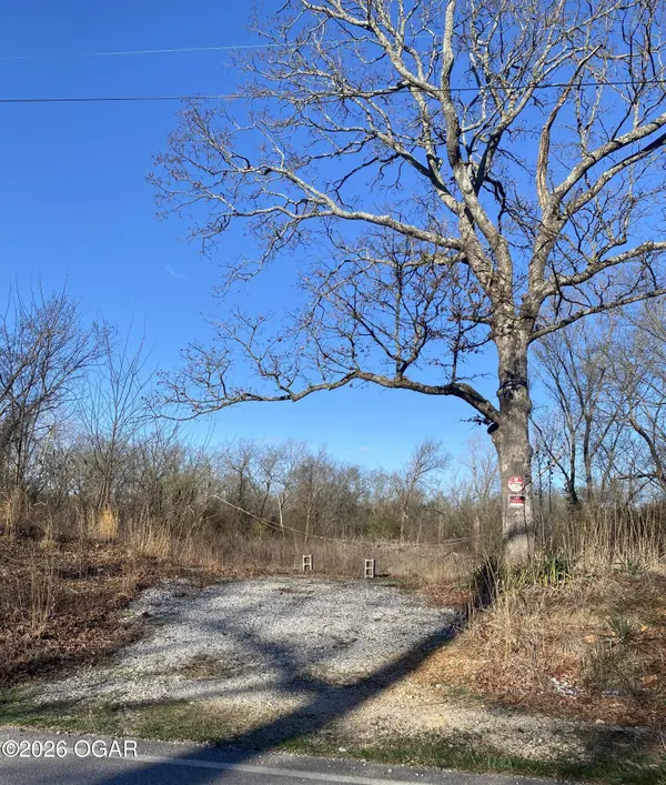 2840 N Lone Elm Avenue, Joplin, MO 64801