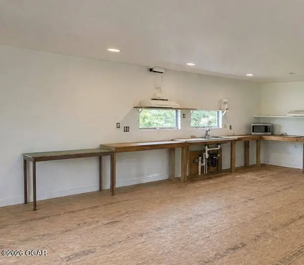 793 Rambling Road, Shell Knob, MO 65747