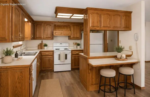 101 Bear LN, Seneca, MO 64865