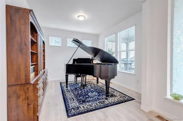 8049 S Jackson Gap ST, Aurora, CO 80016