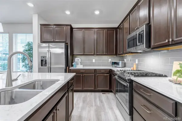 8049 S Jackson Gap ST, Aurora, CO 80016