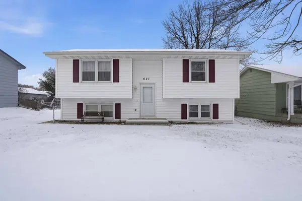 621 NE 4th Street, Grimes, IA 50111